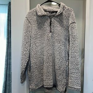 Woman’s XL Sherpa Jacket with Pockets